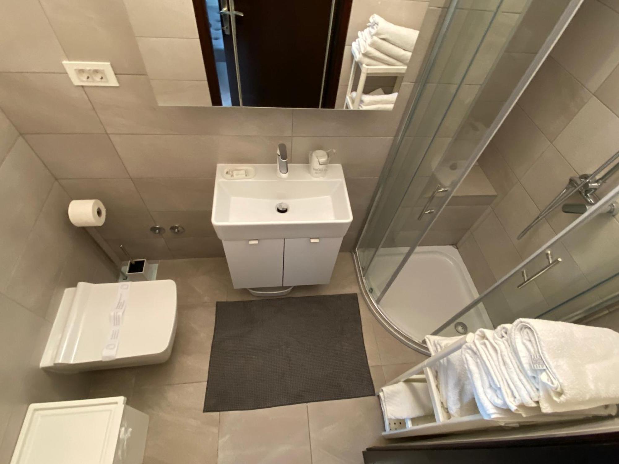 Apartments Flora 1 Banjol Zewnętrze zdjęcie